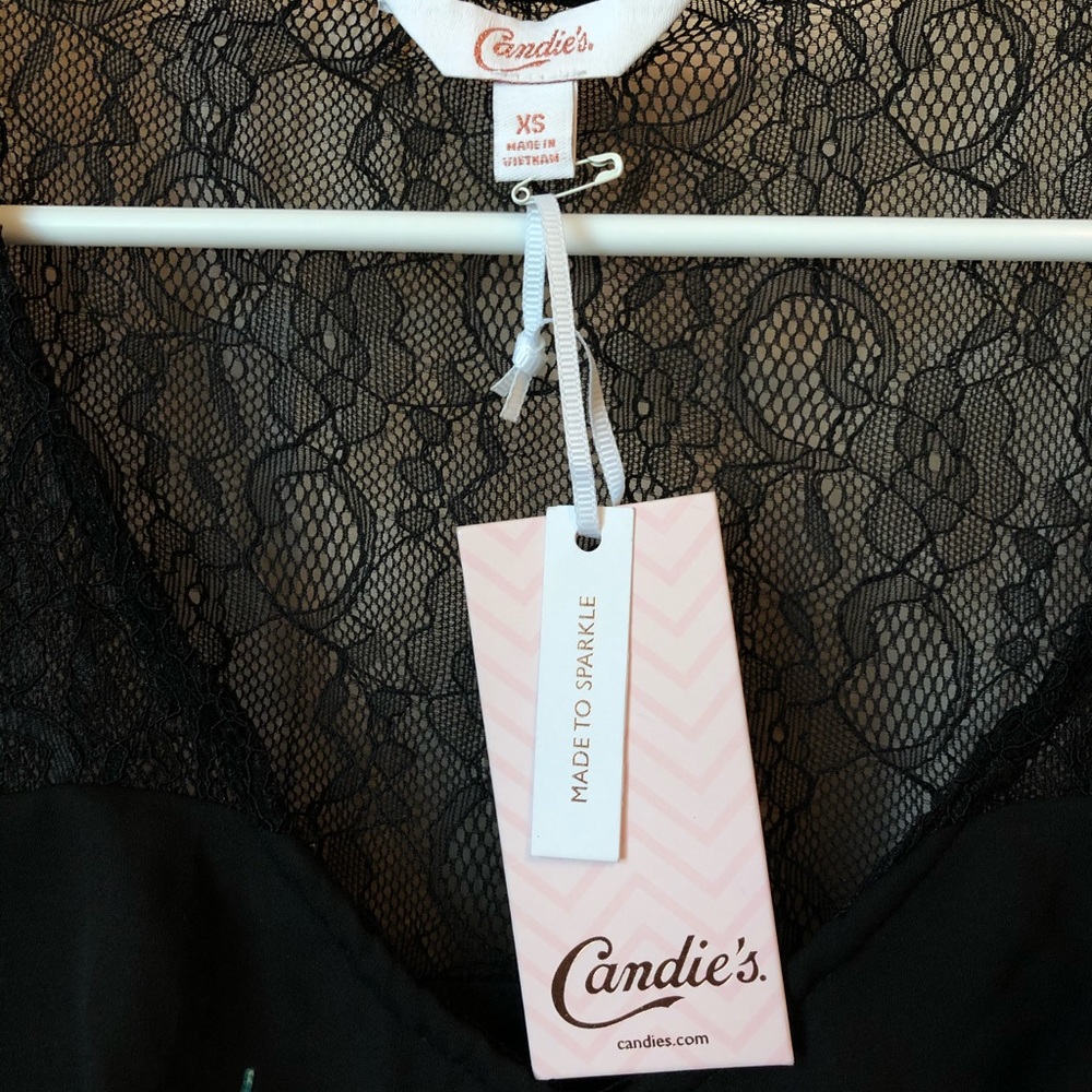Black/Floral Ruffle Blouse - Picture 3 of 3